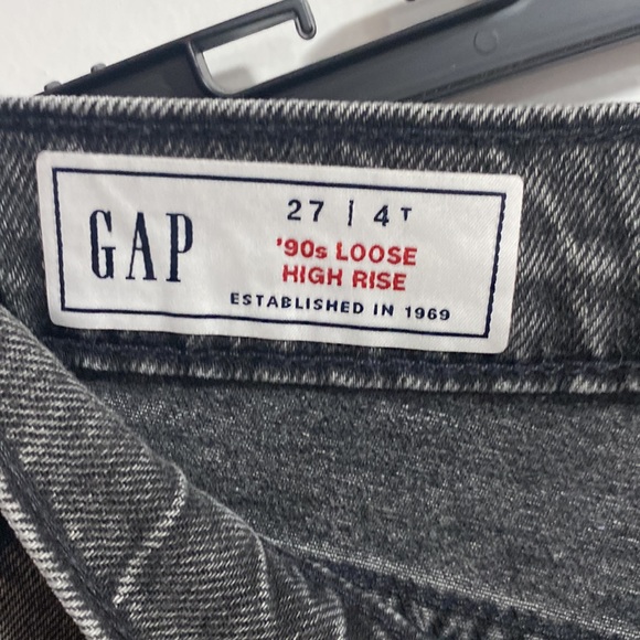 High Rise ‘90s Loose Jeans in Organic Cotton - Picture 3 of 9